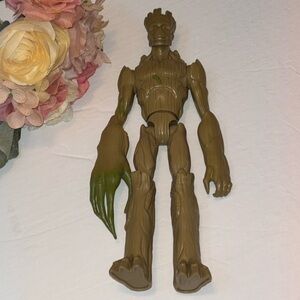 Hasbro Marvel 2016 Guardians of the Galaxy 12"-15" Growing Groot Action